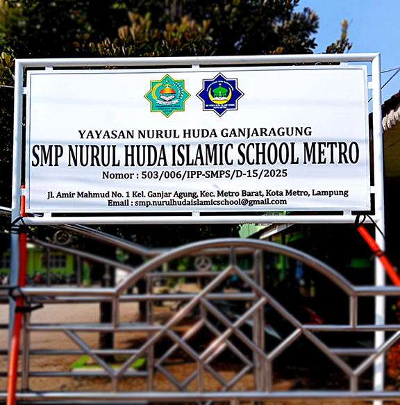 Gedung SMP Nurul Huda Islamic School Metro